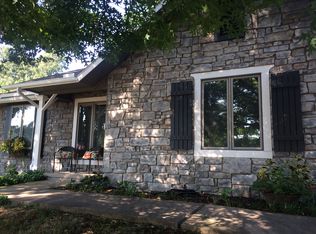 50 Rath Dr, Bella Vista, AR 72715