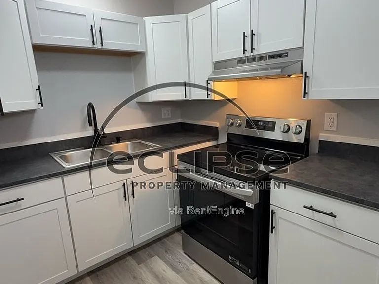 Summit View Apartments — Photo 62