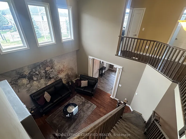 252 Westbank Trl — Photo 19