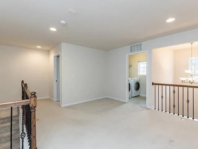416 Charleville Ct — Photo 23