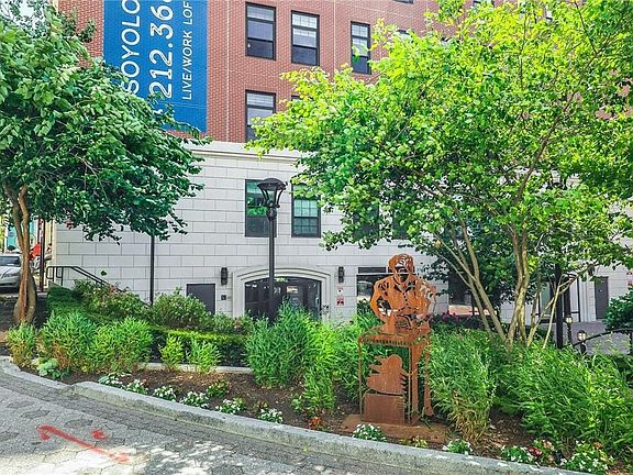 4th image of 25 N Broadway APT 6