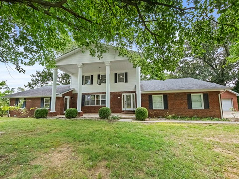 1st image of 10818 Bryan Dr