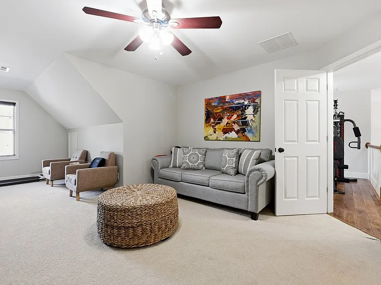 34 Brittany Way — Photo 43