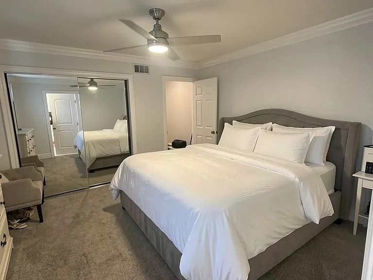 5354 Sierra Vista Ave — Photo 11