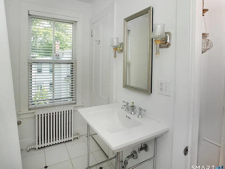 139 Main St — Photo 24