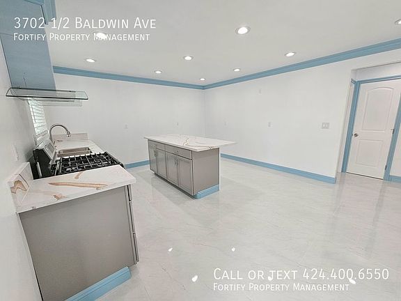 5th image of 3702 1/2 Baldwin Ave
