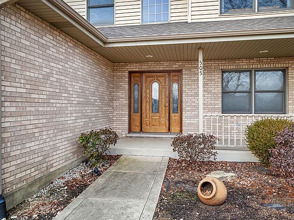 3rd image of 505 Buckingham Pl