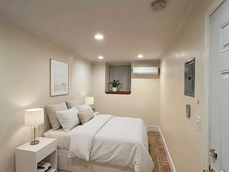 1689 Beacon St #7 — Photo 5