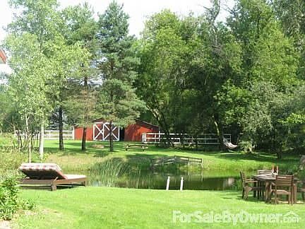 This spring fed pond is frequented by ducks, herons and kingfishers.