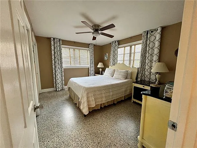 2034 Napoleon Ave — Photo 10
