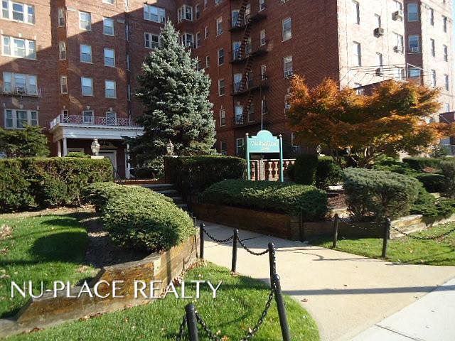 1st image of 8449 168th St APT 3A