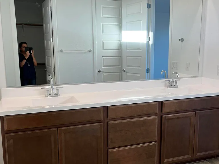 9426 W Sells Dr — Photo 21