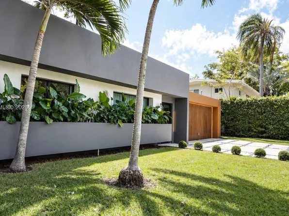 2110 NE 191st Dr, North Miami Beach, FL 33179