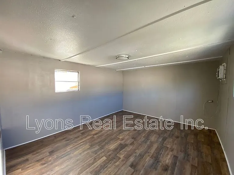 4900 Tice St #5 — Photo 16