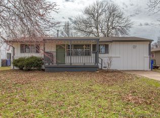 605 E Fort Worth Pl, Broken Arrow, OK 74012