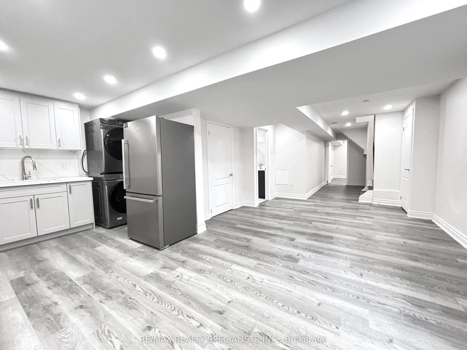2 bed, $1,400 — Photo 1
