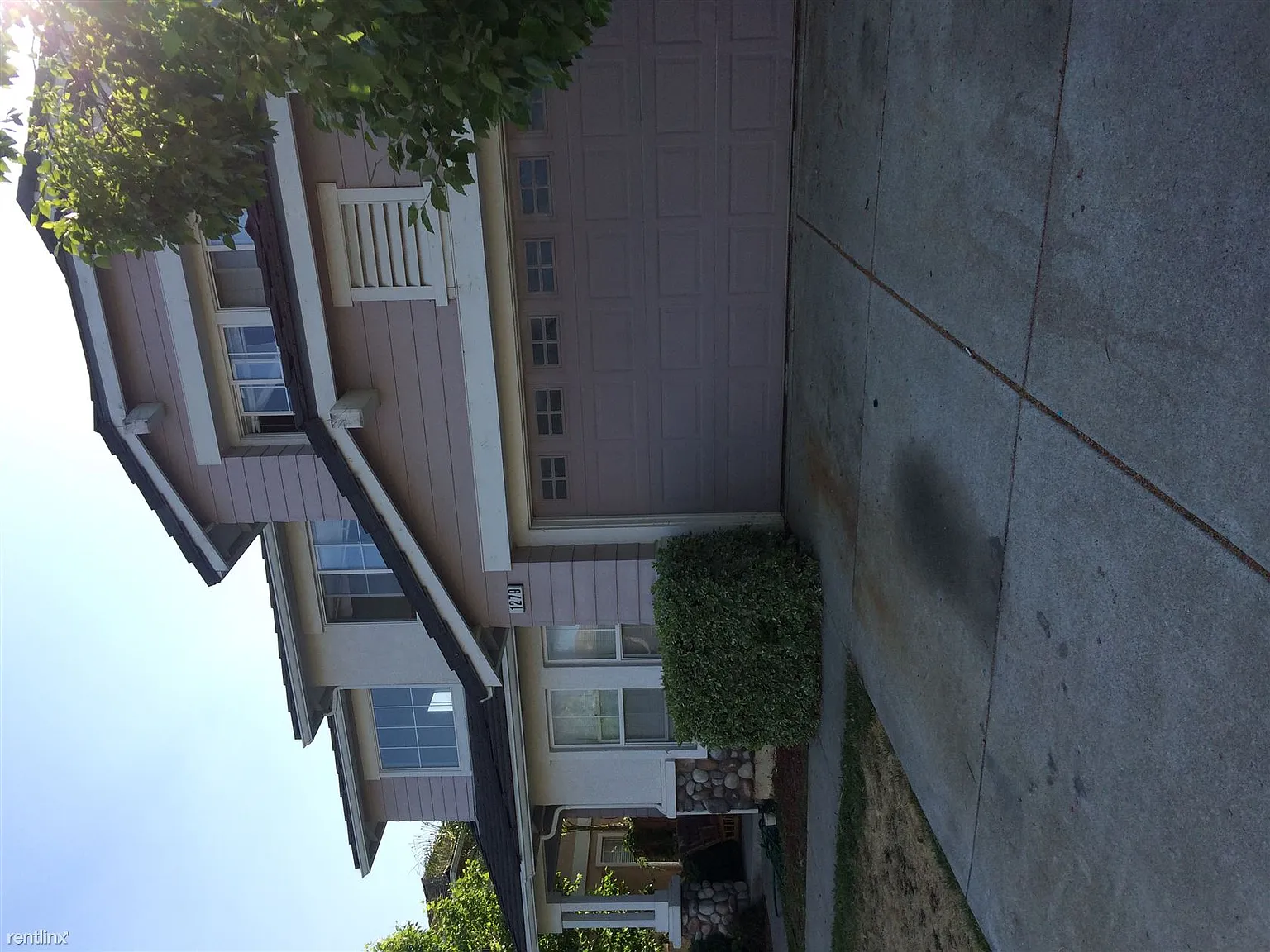 1279 Anjou Pkwy photo 1