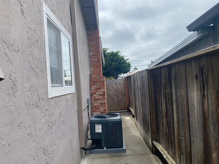 115 Cortland Cir #1 — Photo 34