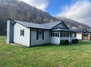 1834 Highway 582 Pne, Pine Top, KY 41843