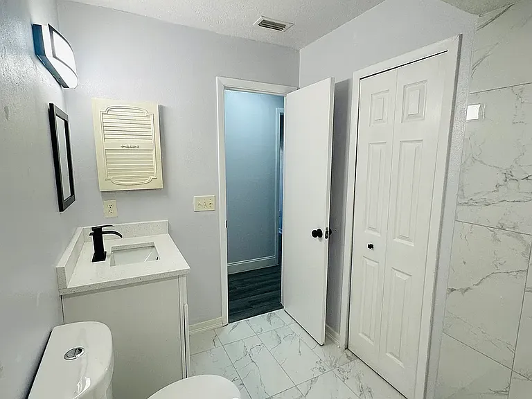648 Pyramid Ave — Photo 18