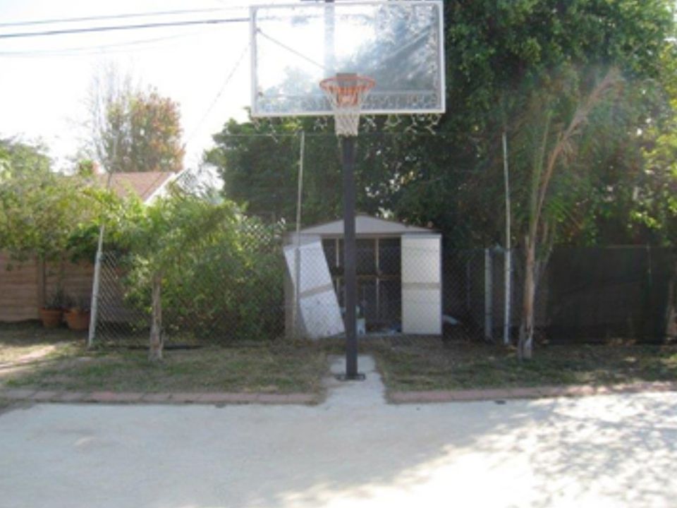 1st image of 8822 Valjean Ave