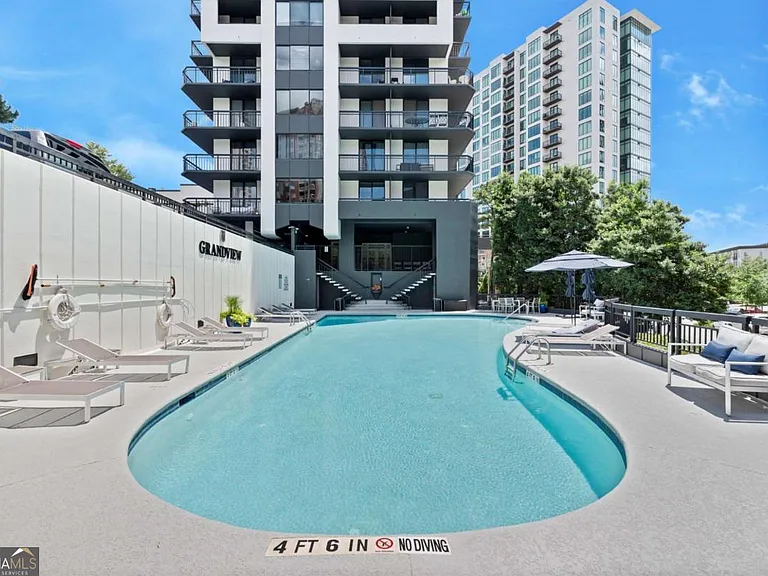 3481 Lakeside Dr NE #605 — Photo 16