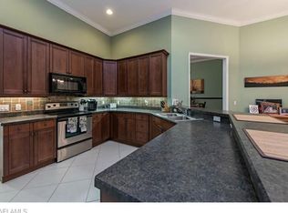 5841 Bur Oaks Ln, Naples, FL 34119