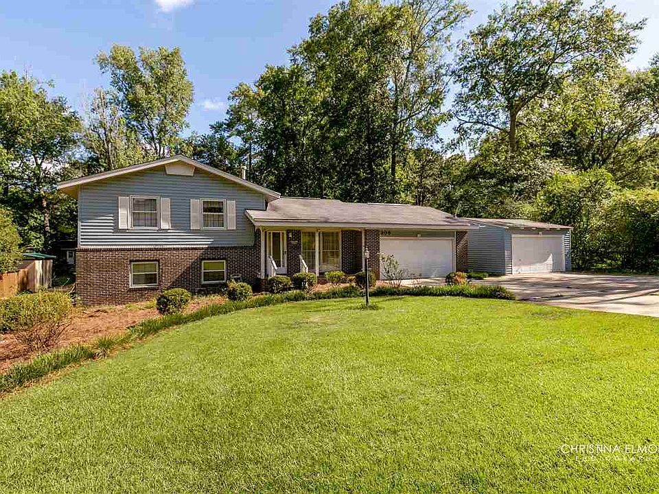 1st image of 206 Brookwood Dr