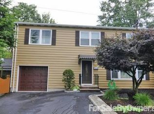183 5th St, Cresskill, NJ 07626