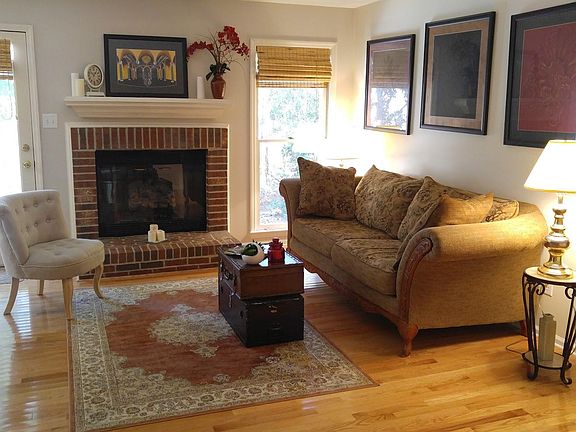 4th image of 2595 Longleaf Drive, West