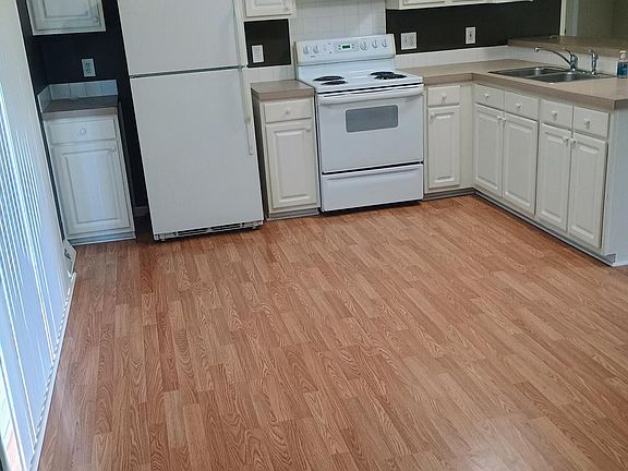 3rd image of 4491 Honey Hill Road