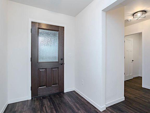 3rd image of 1390 PARK DRIVE Unit 106