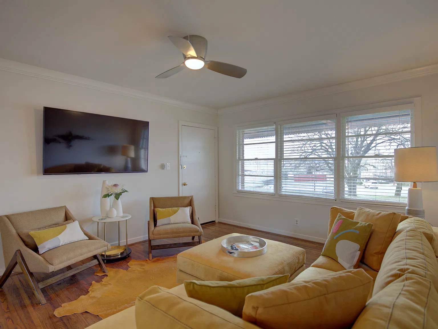 2 bed, 800 sqft, $1,300 — Photo 4