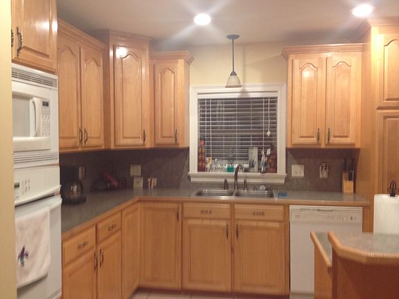 4th image of 2062 S Red Oak Forest Ln