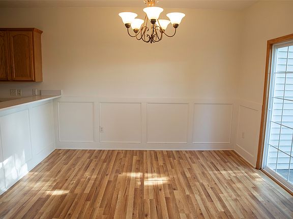 5th image of 3807 NE Gardenia Ln