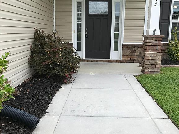 5th image of 114 Regatta Way