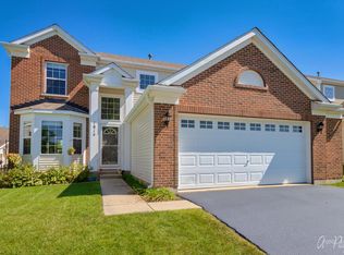 1814 Roger Rd, Woodstock, IL 60098