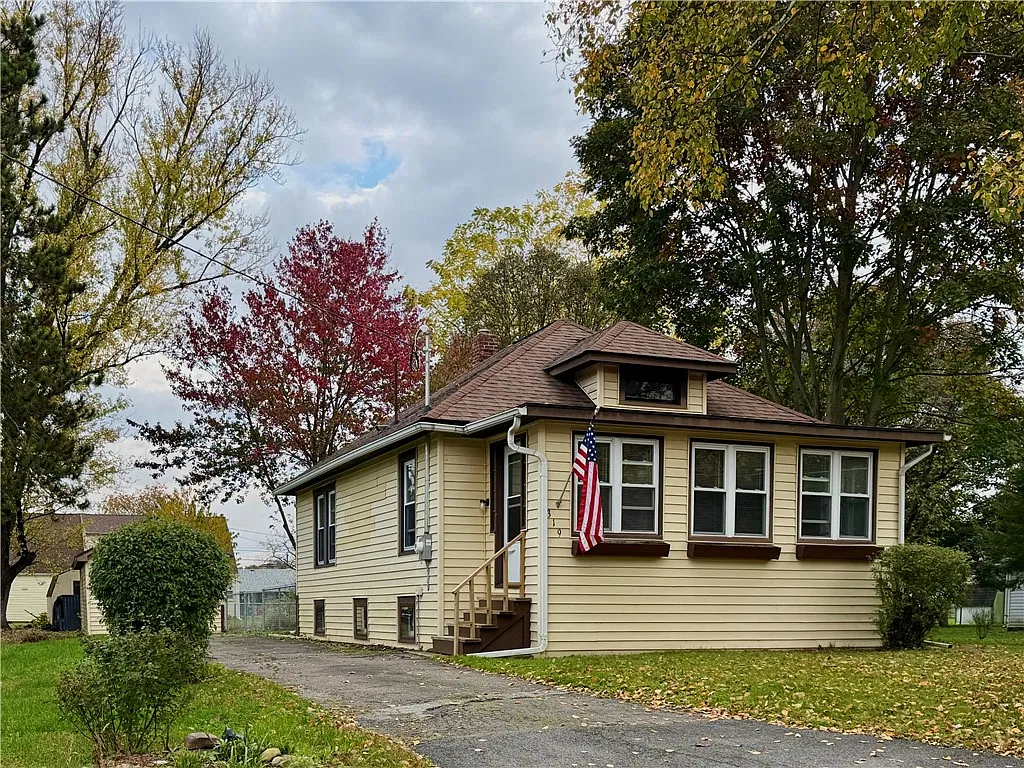 2 bed, 1.0 bath, 858 sqft, $1,400 — Photo 4
