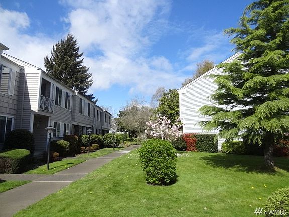 2nd image of 8642 Onyx Dr SW Unit B