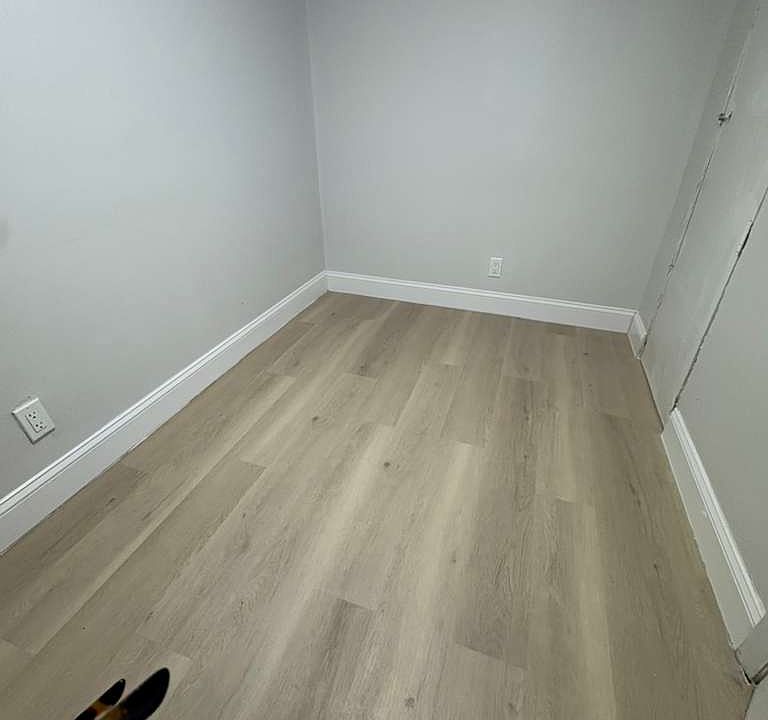 1st image of 539 Scotland Rd #1
