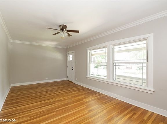 4th image of 917 N Lombard Ave