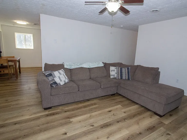 13949 Compton Rd — Photo 9