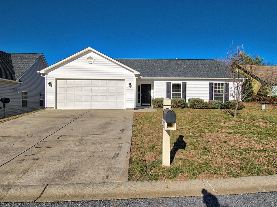 123 Brookstone Ct Hendersonville NC 28792 Zillow