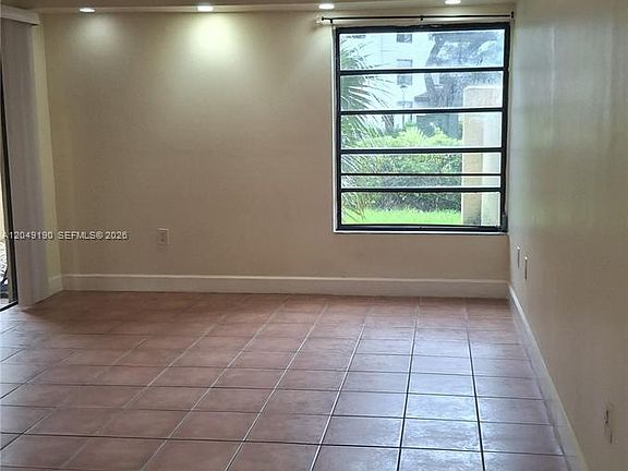 2nd image of 9255 SW 125th Ave APT 106R