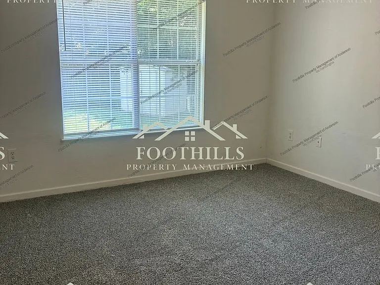 1003 Ravenswood Dr — Photo 7