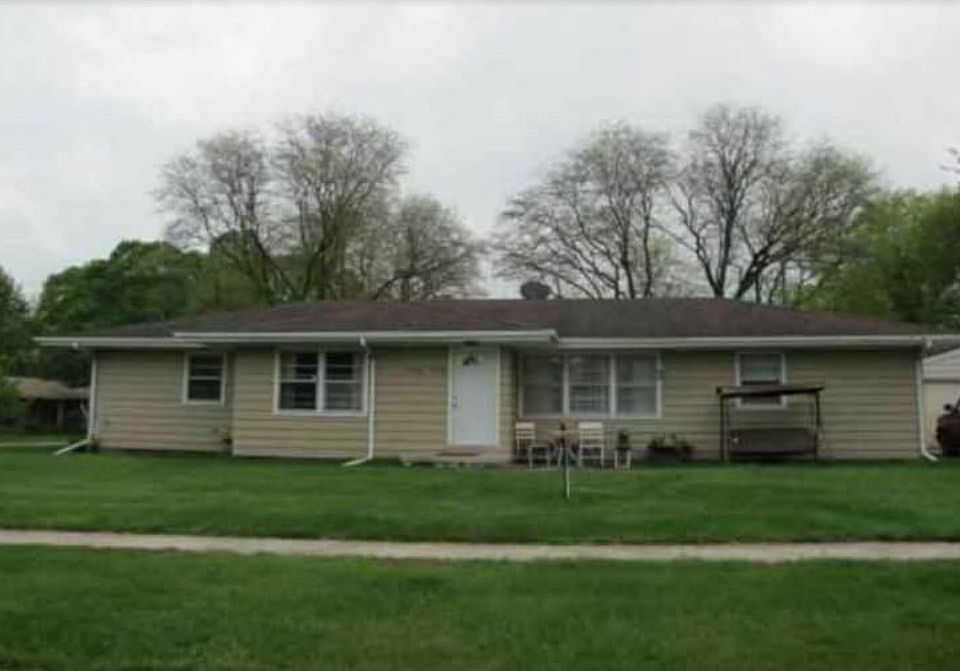 1st image of 608 16th St #608