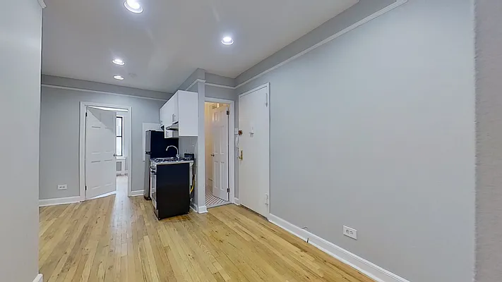 Rented by Compass | media 22