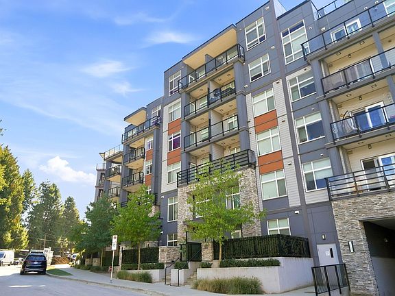 3rd image of 11077 Ravine Rd #302