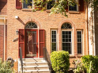 6230 Walkers Croft Way, Alexandria, VA 22315