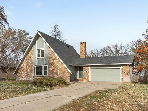 2830 Douglas Dr, Fremont, NE 68025